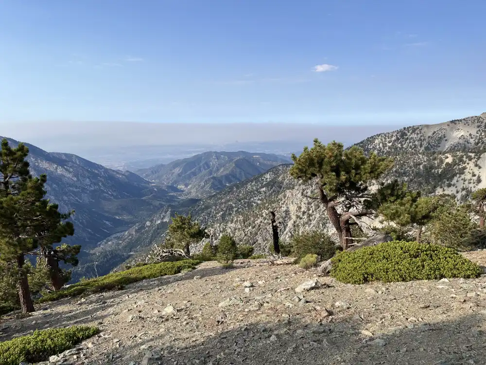 valley between mountains