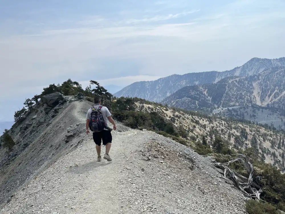 stepping across devils backbone