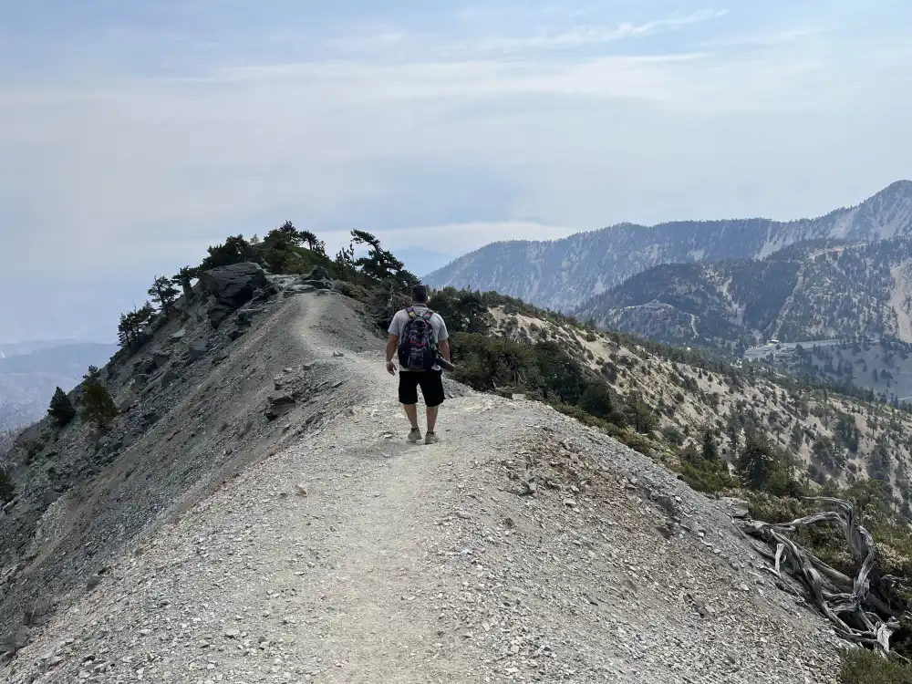 stepping across devils backbone